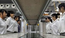 郑州富士康工人爆料新闻,揭秘工厂内幕与生存现状